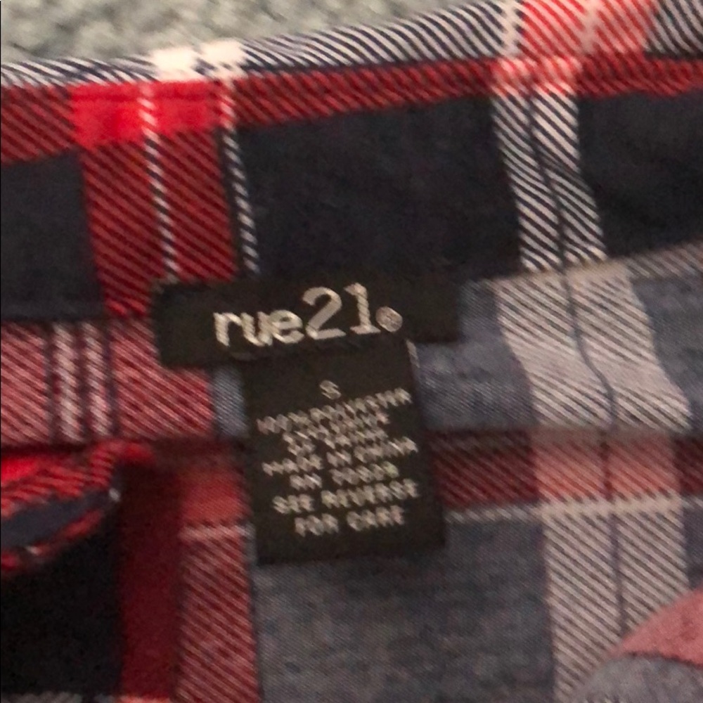🔴SOLD🔴2 flannels - Picture 3 of 3